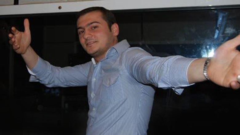 Emil Bədəlov:“İsmayıl YK bayağı müğənnidir”